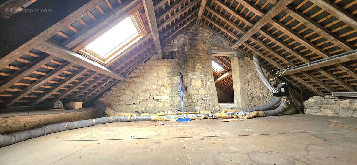 Maison à PORT-EN-BESSIN-HUPPAIN