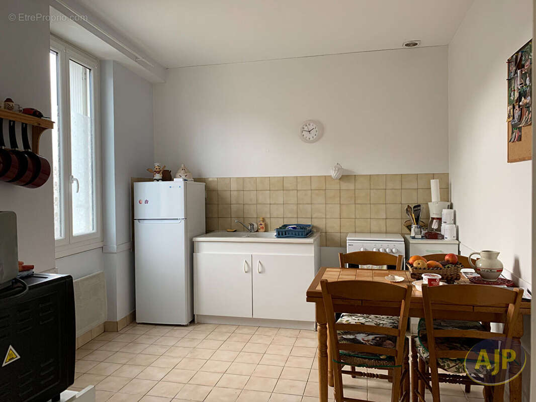 Appartement à SEGRE