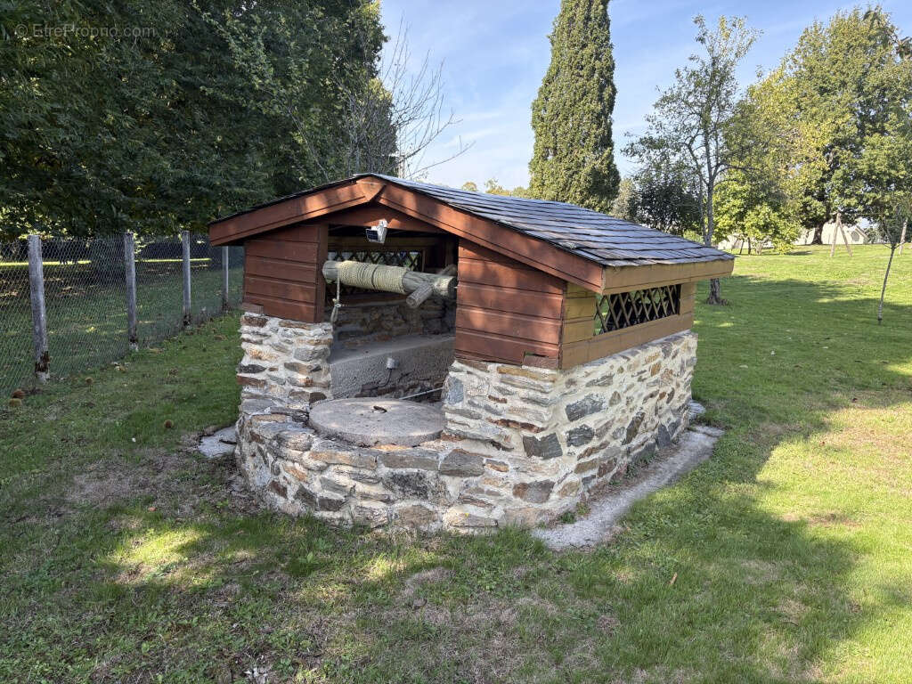 Maison à ARNAC-POMPADOUR