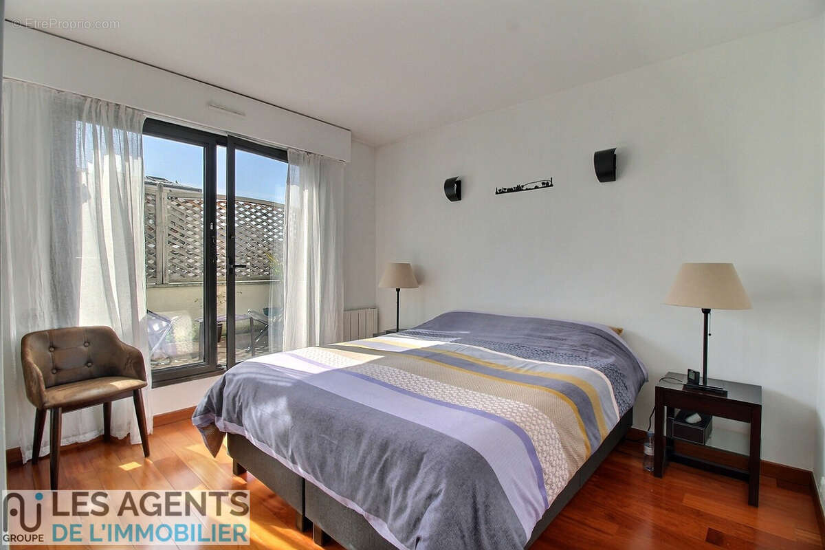 Appartement Puteaux 4 pièces 102 m2 , Cave, Parking & Grenier. - photo 5