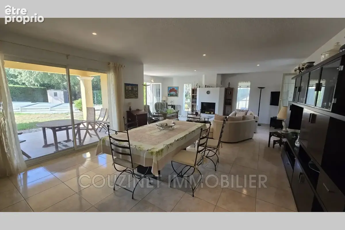 Maison 6 pièces 163 m² à vendre à Le Beausset (83330) - photo 2