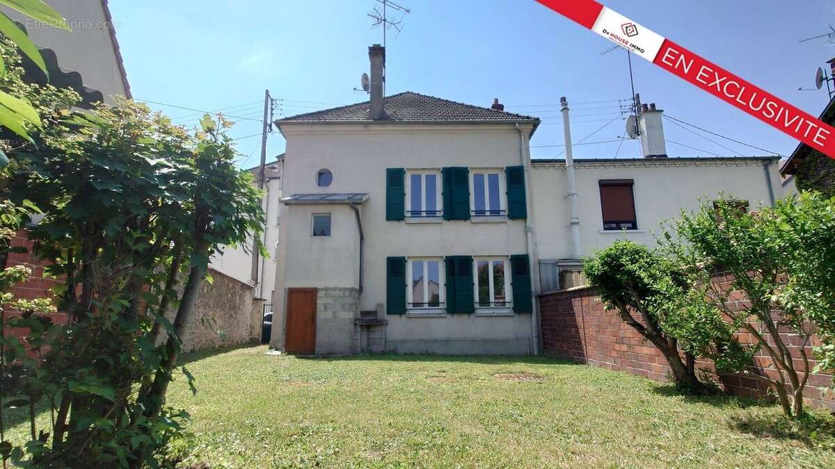 Maison à LIMAY