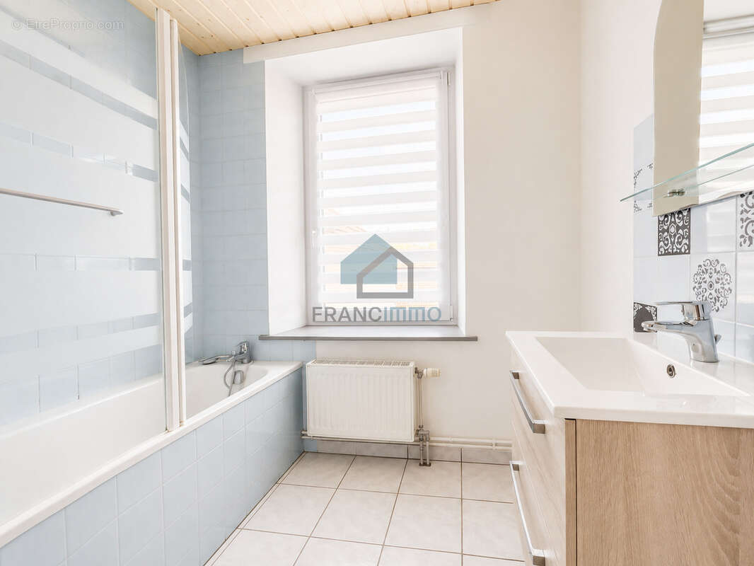 Appartement - centre ville le russey - photo 12