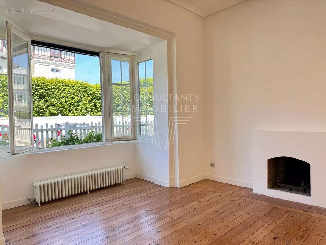 Deauville - villa 5 chambres - parfait etat - photo 5