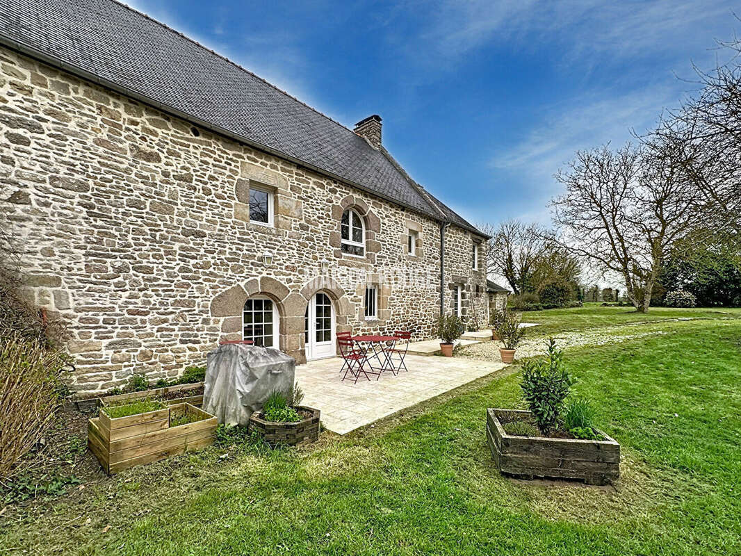 Maison à PLELAN-LE-PETIT