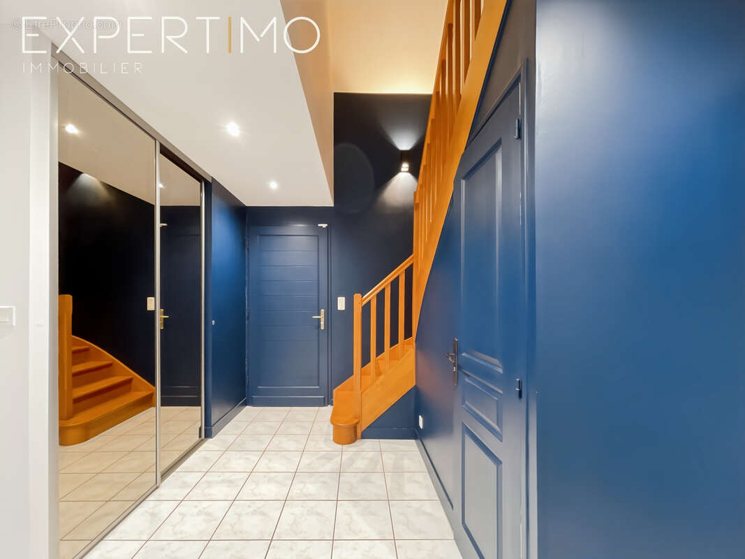 Maison à NOYAL-SUR-VILAINE