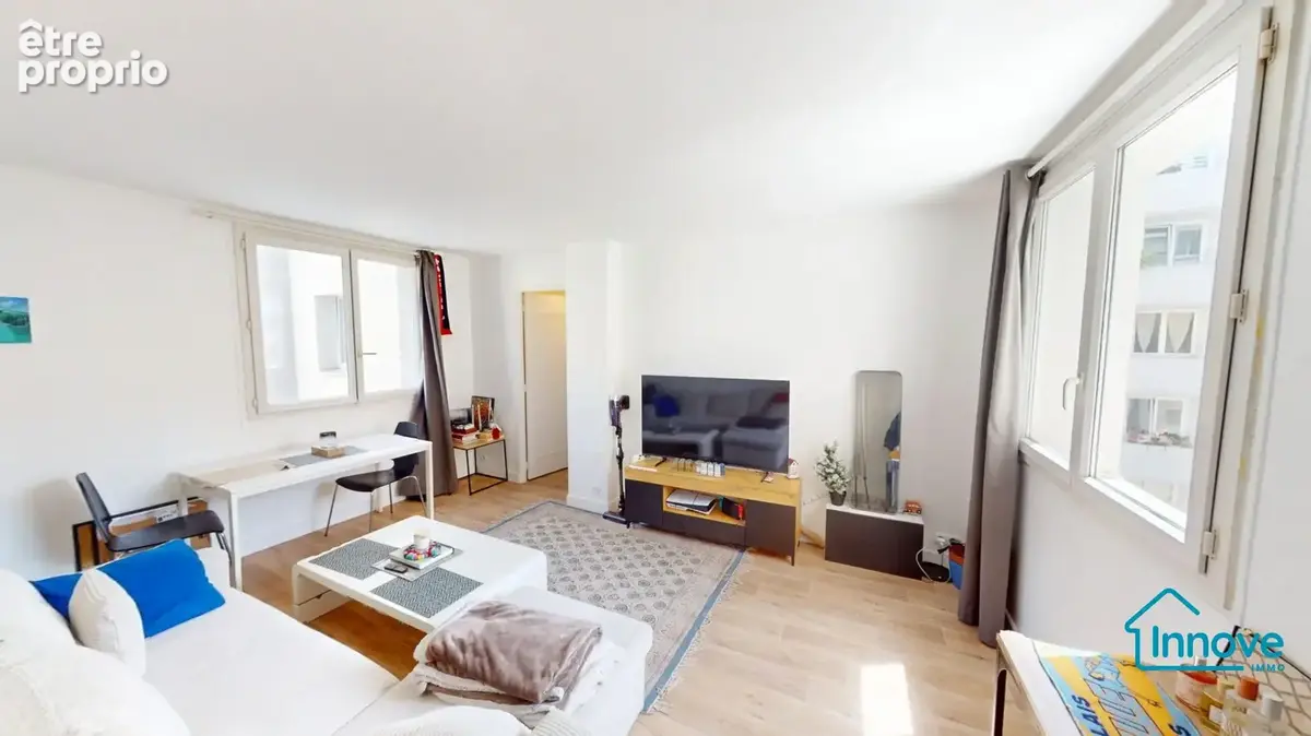 Appartement à PARIS-15E