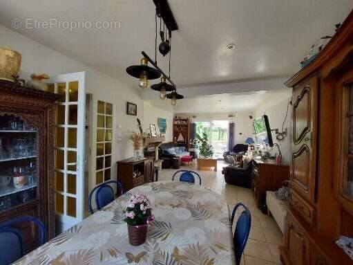 Maison à BRICQUEVILLE-SUR-MER