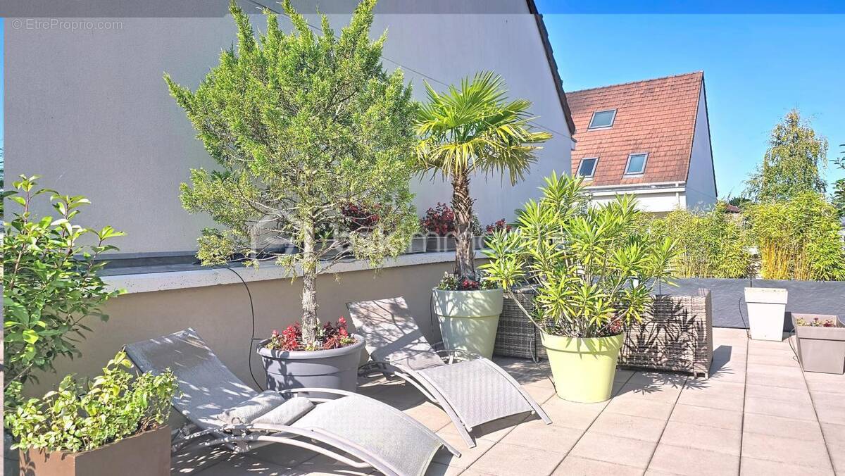 Appartement à CHEVRY-COSSIGNY