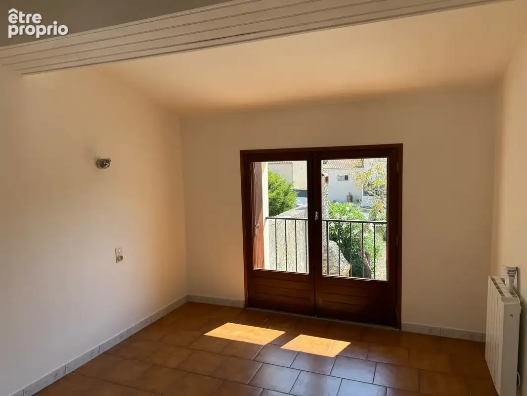 Maison de village avec jardin et garage - photo 11