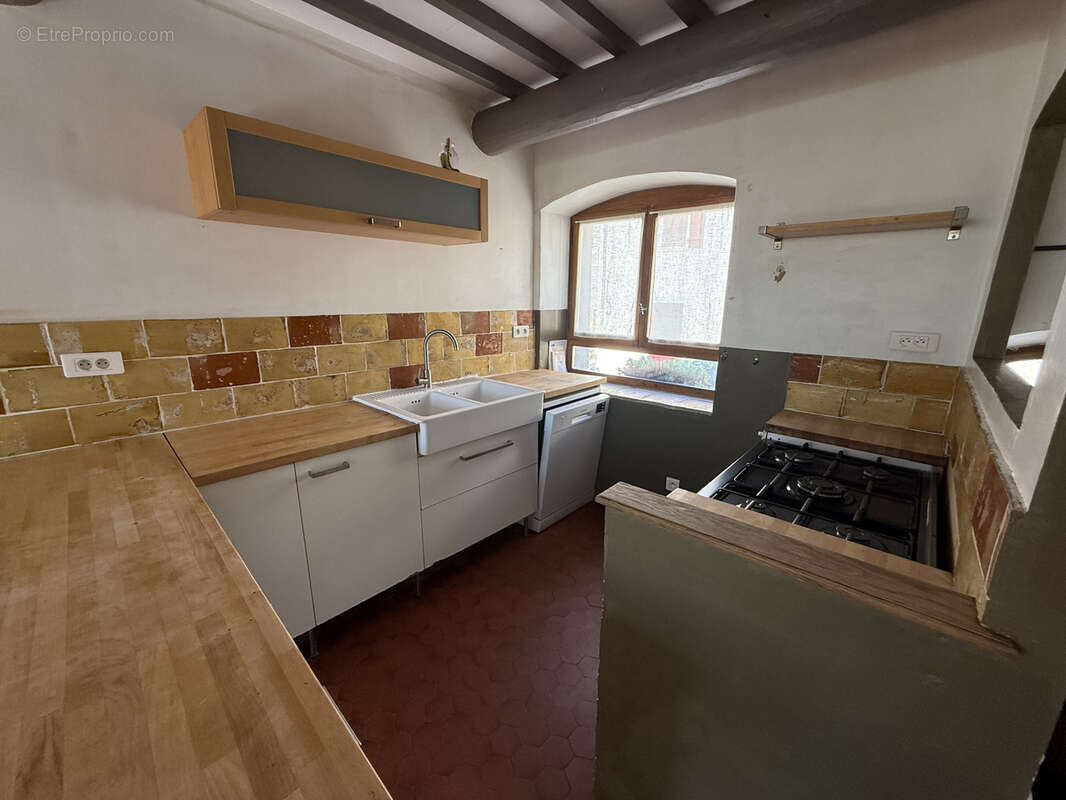 Maison à MONTPEYROUX