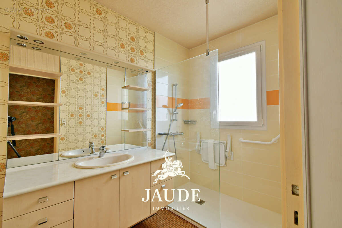 Maison à CLERMONT-FERRAND