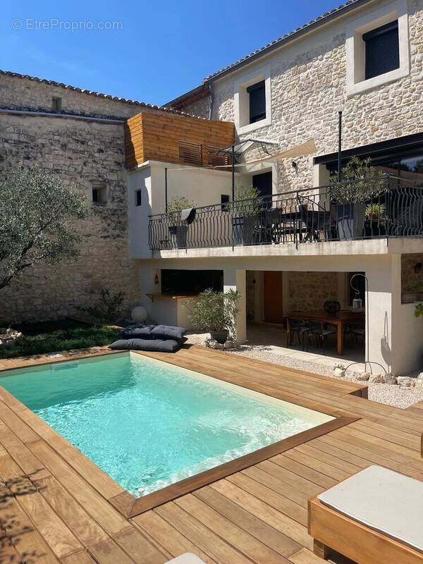 Maison à GARRIGUES-SAINTE-EULALIE