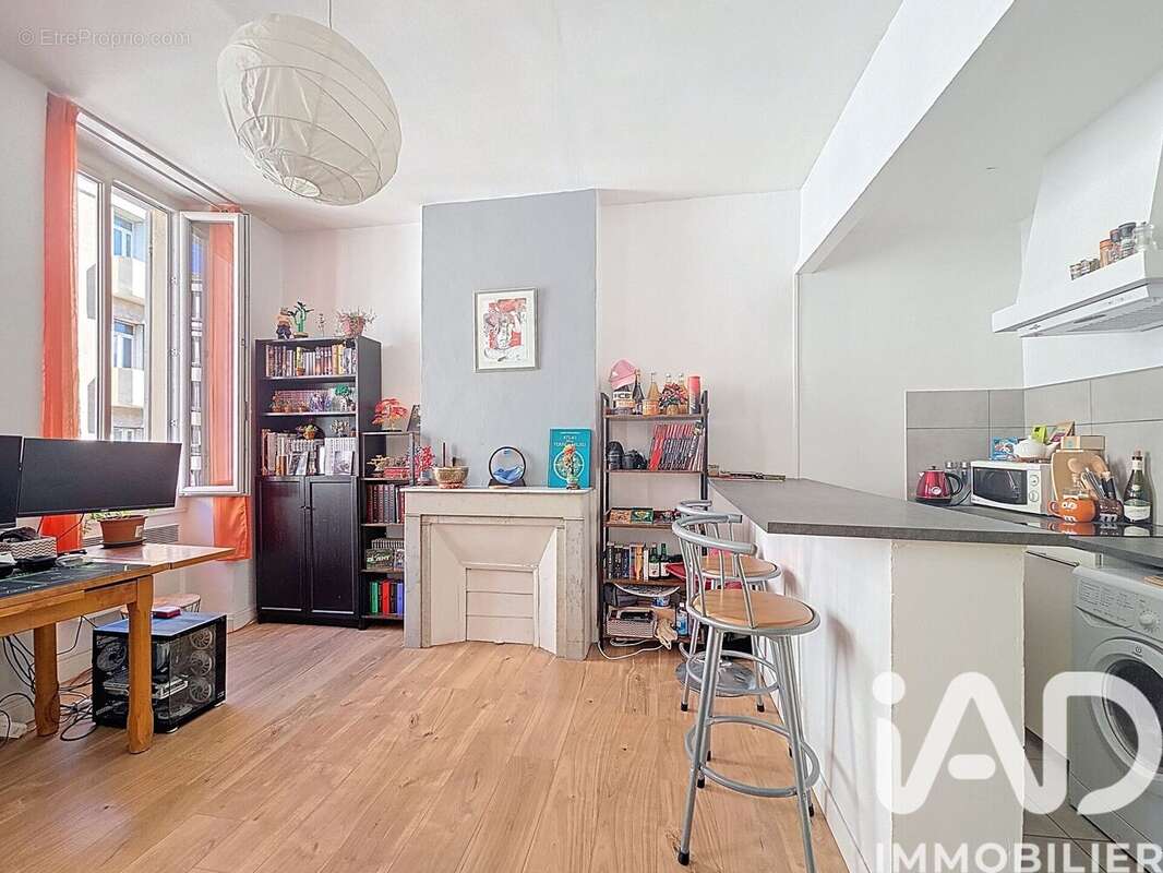 Photo 3 - Appartement à MARSEILLE-4E