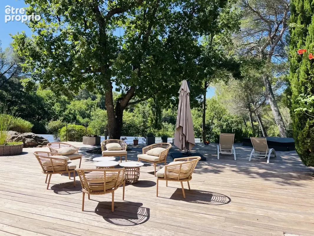 VIILLA de 290 m2 - Terrain 1 hectare à 6 suites, piscine, spa, à Aix-en-Provence 13100 - photo 4