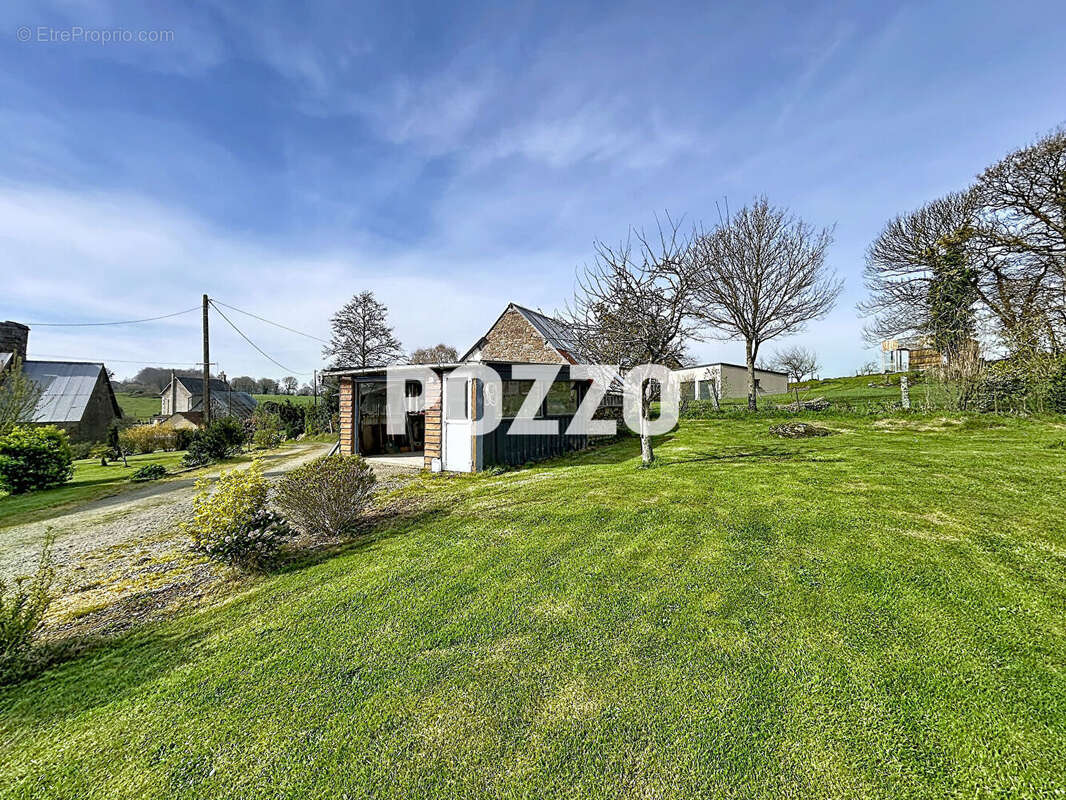 Maison à COULOUVRAY-BOISBENATRE