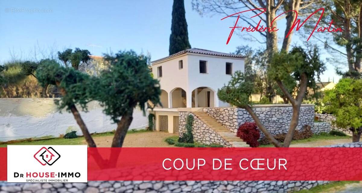 Maison à SANILHAC-SAGRIES