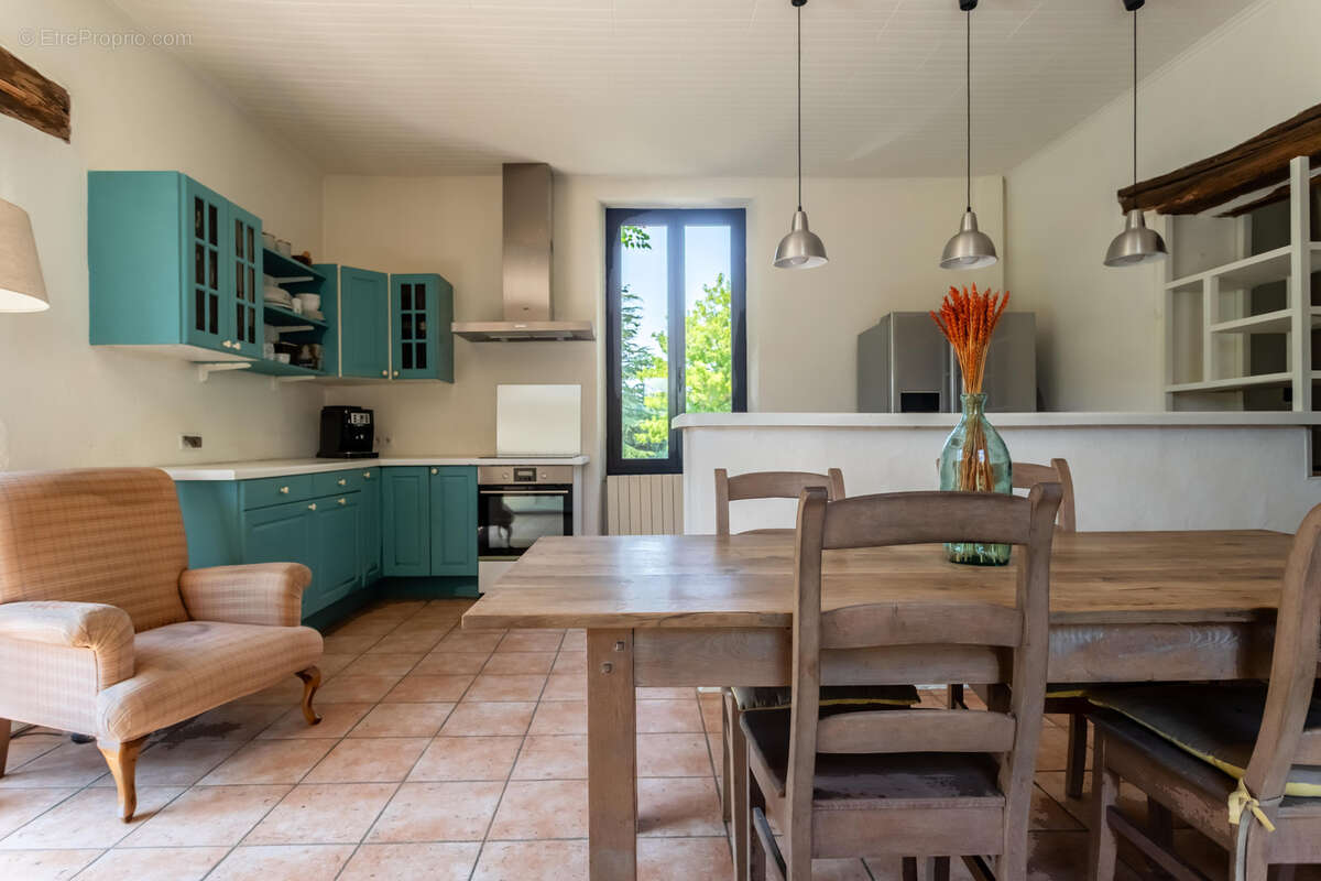 Maison de campagne avec piscine et grange - photo 20