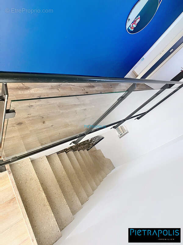 Maison à SAINT-GEORGES-DE-RENEINS