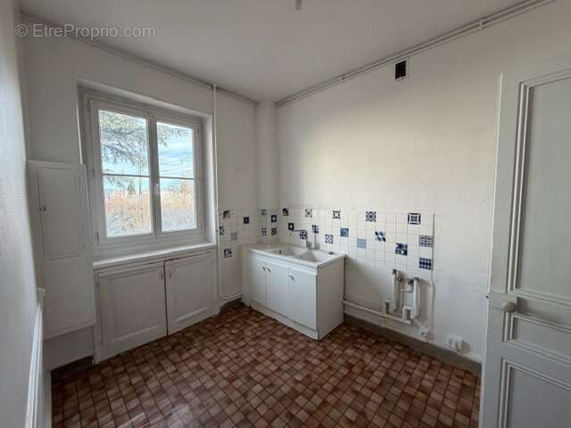 Appartement à SAINT-ETIENNE