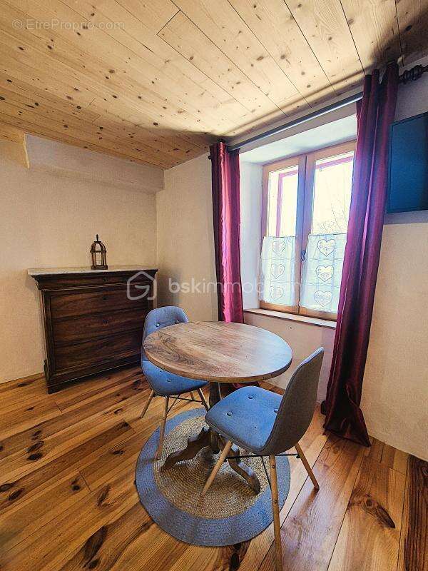 Appartement à BEAUVEZER