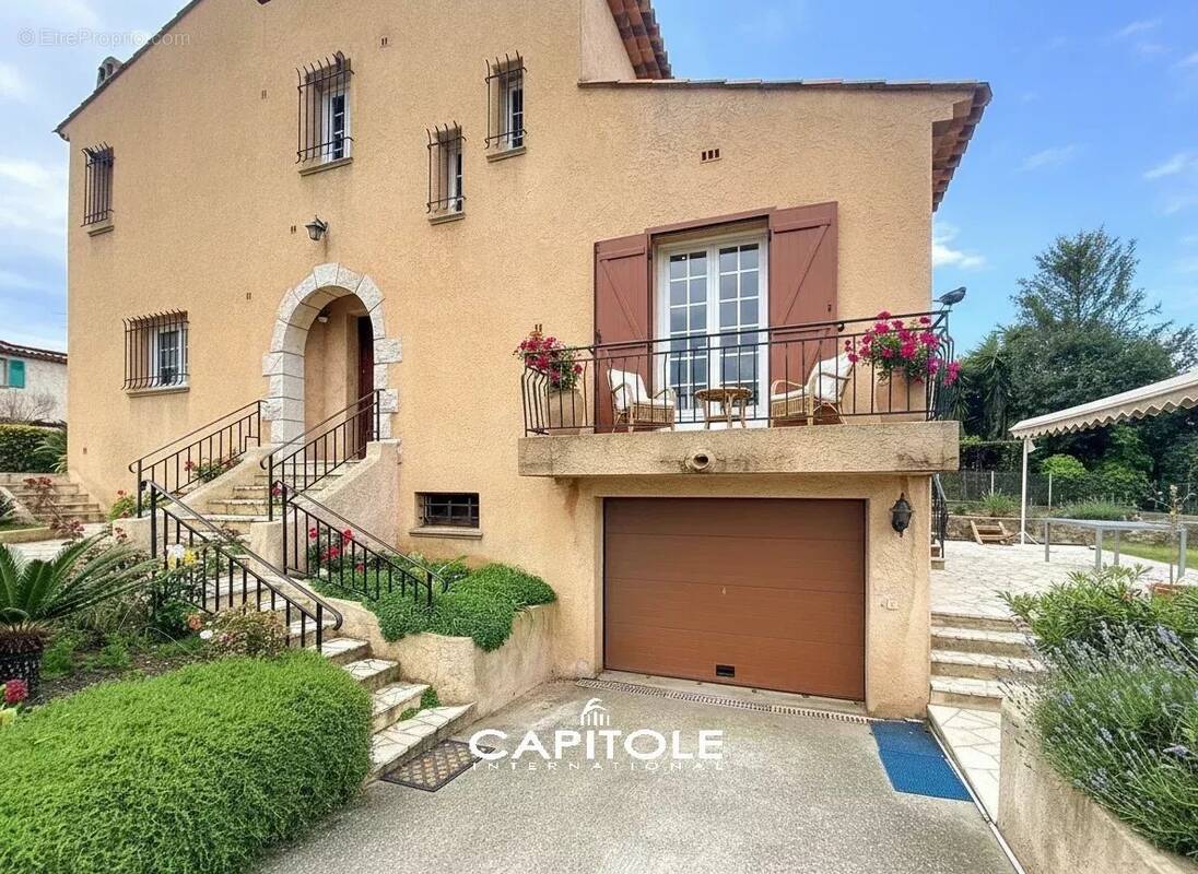 Maison à ANTIBES