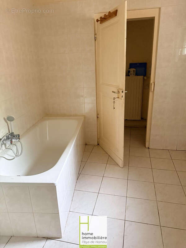 à Neuwiller-Lès-Saverne : appartement avec 2 pièces A renover RDCH - photo 4