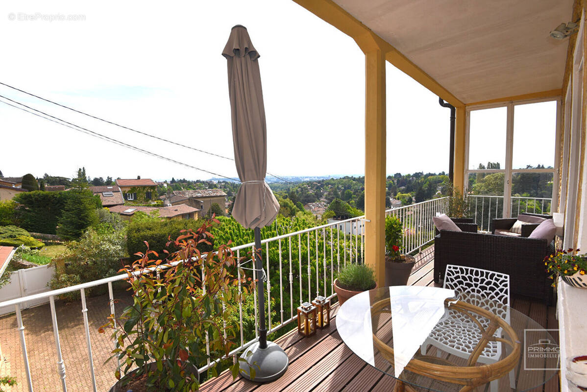 Appartement à SAINT-CYR-AU-MONT-D'OR