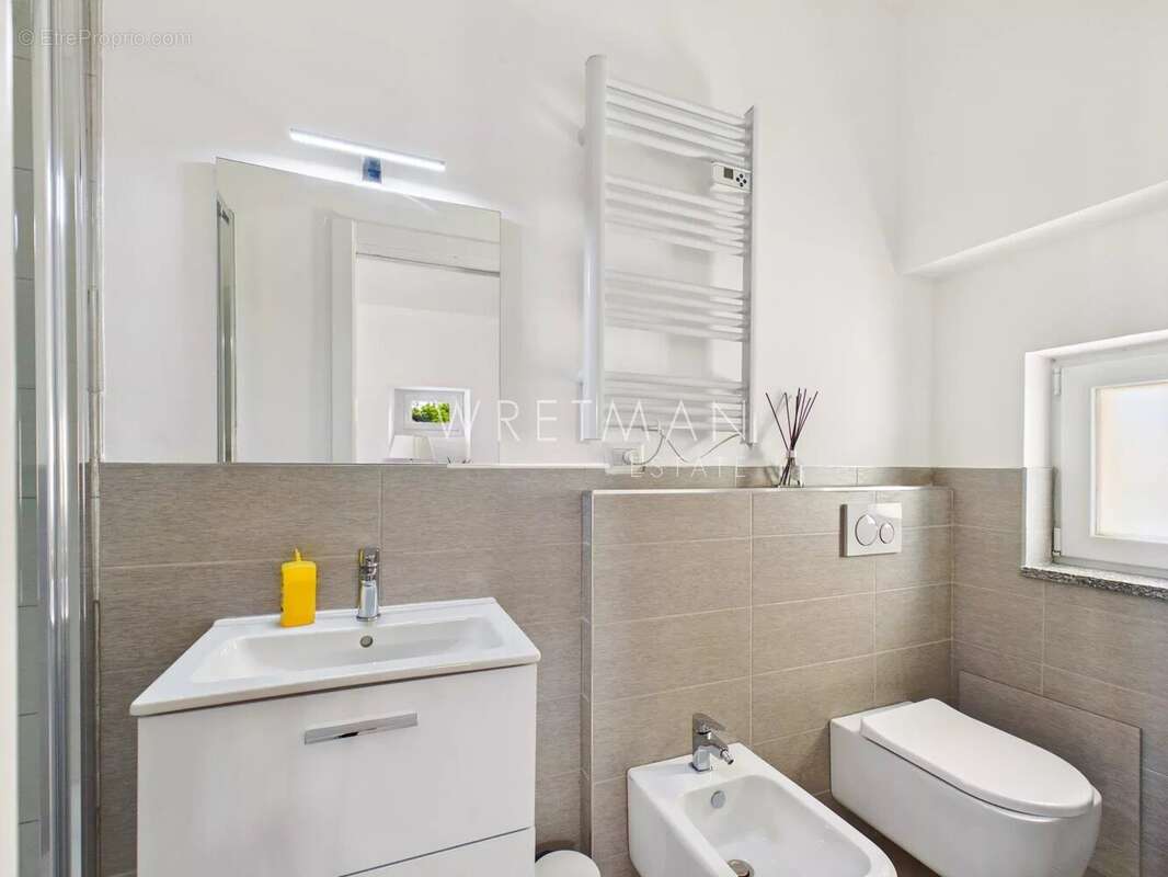 Appartement à MENTON