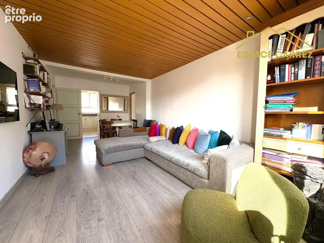 Appartement à LES LILAS