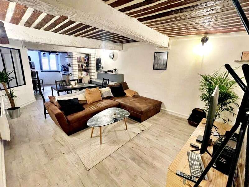 Toulon (83) - emplacement ideal centre ville – appartement 2 pieces de 51 m² plein de charme et de cachet - investissement ou re - photo 18