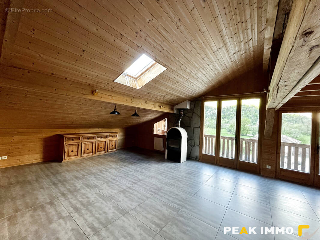 Appartement à MAGLAND