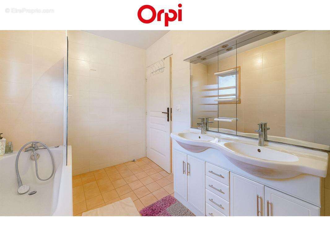 Maison à SAINT-JEOIRE