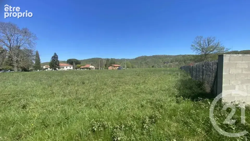 Terrain à GALAN