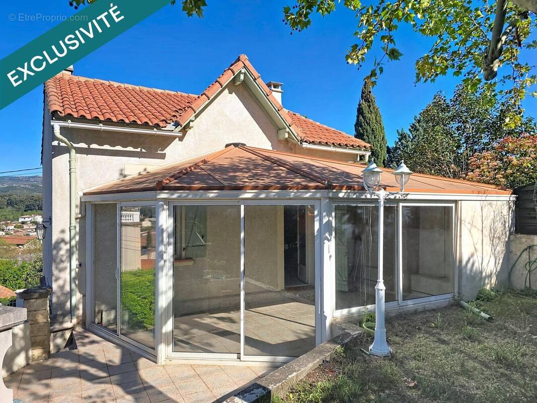 Photo 1 - Maison à MARSEILLE-13E