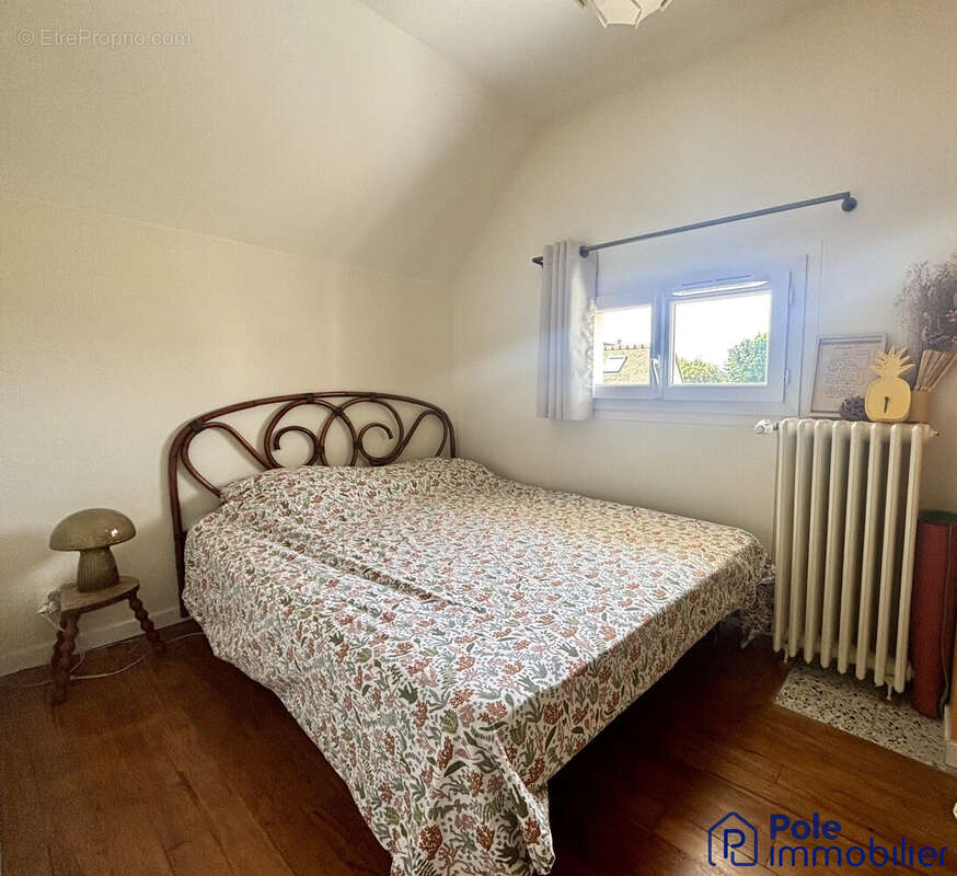 CAEN LA PRAIRIE- MAISON -CHAMBRE OU BUREAU - Maison à LOUVIGNY