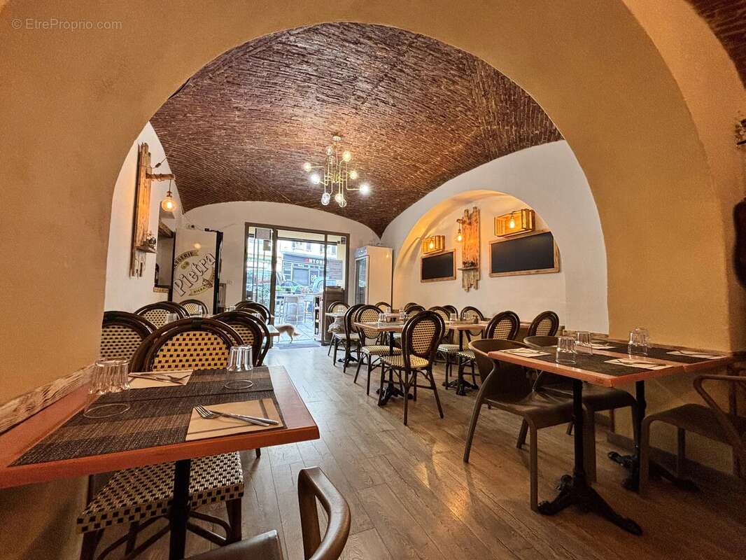 Commerce à SAN-MARTINO-DI-LOTA