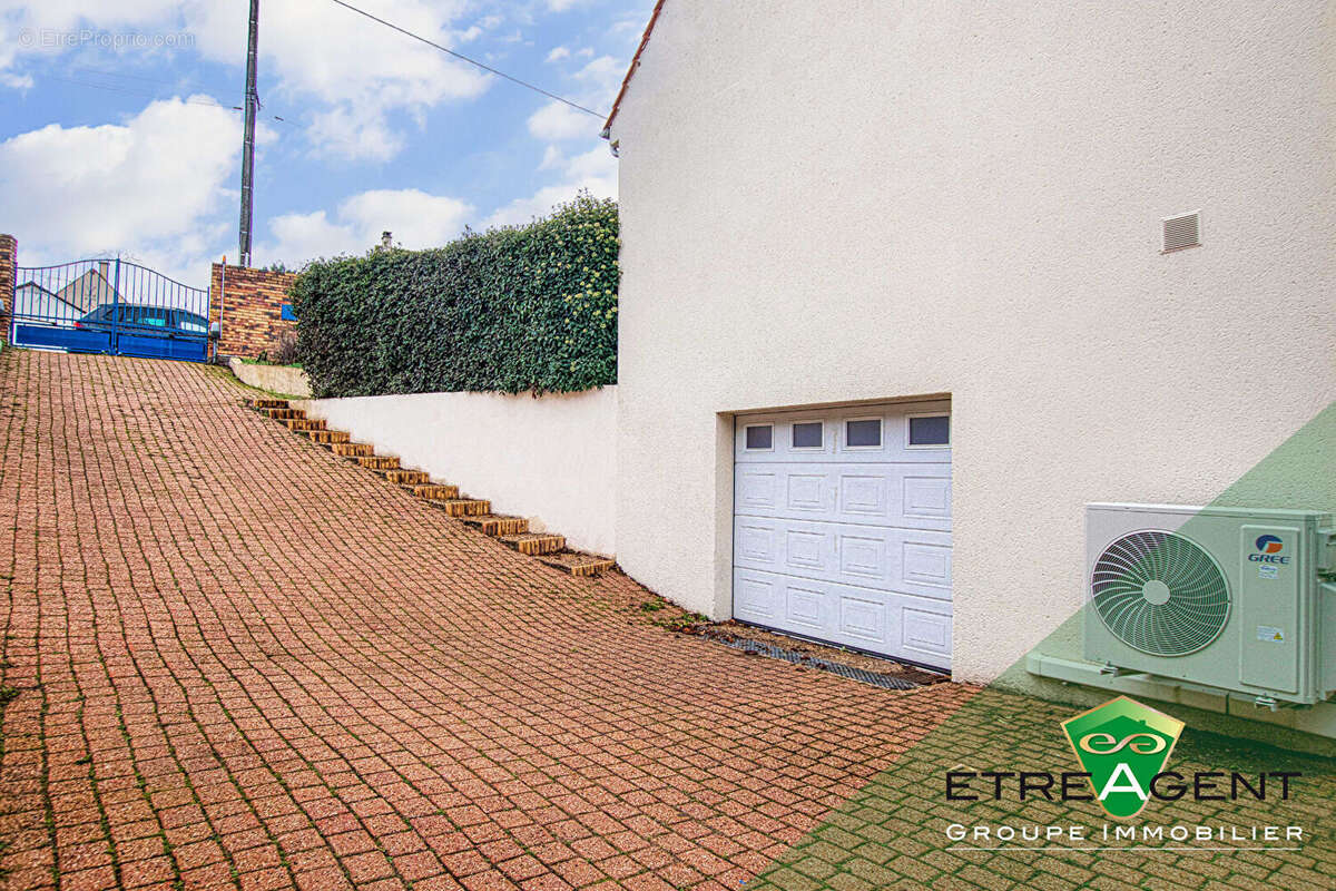 Maison à SAINT-OUEN-L'AUMONE