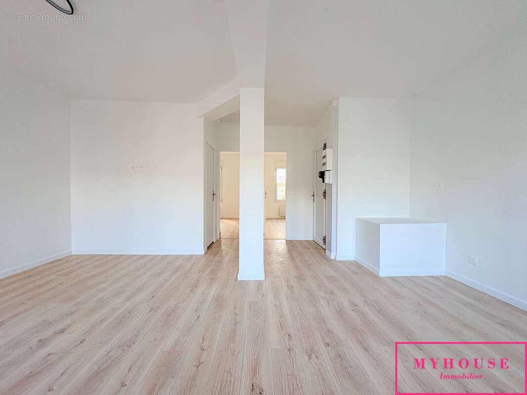 Appartement à BAGNEUX