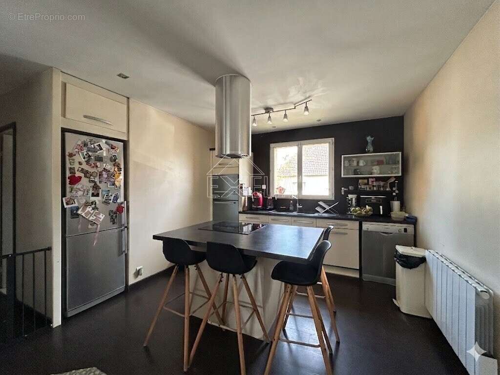 Maison à ROSNY-SUR-SEINE