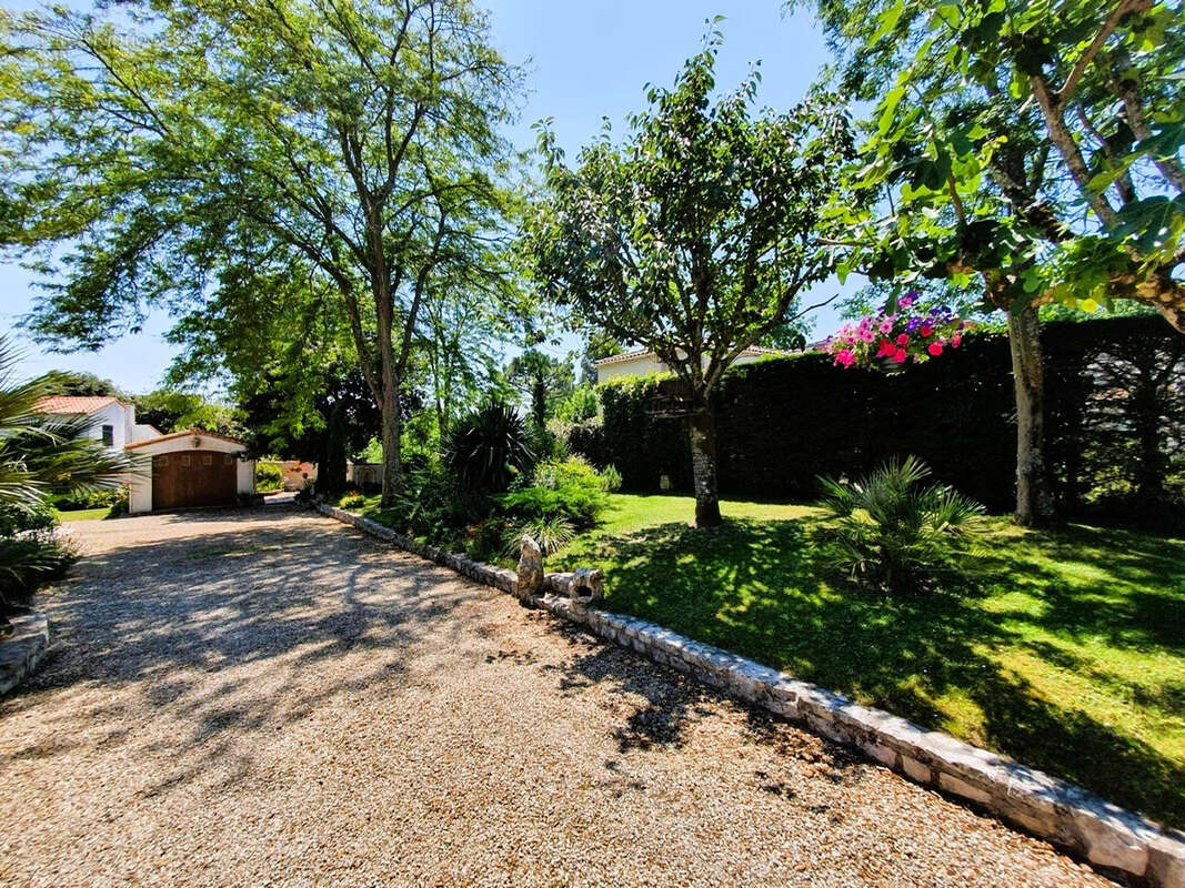 Maison à MESCHERS-SUR-GIRONDE