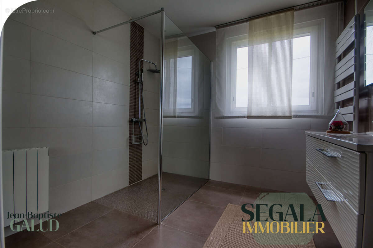 Maison 183 m2 sur 6171 m2 de terrain plat - photo 10