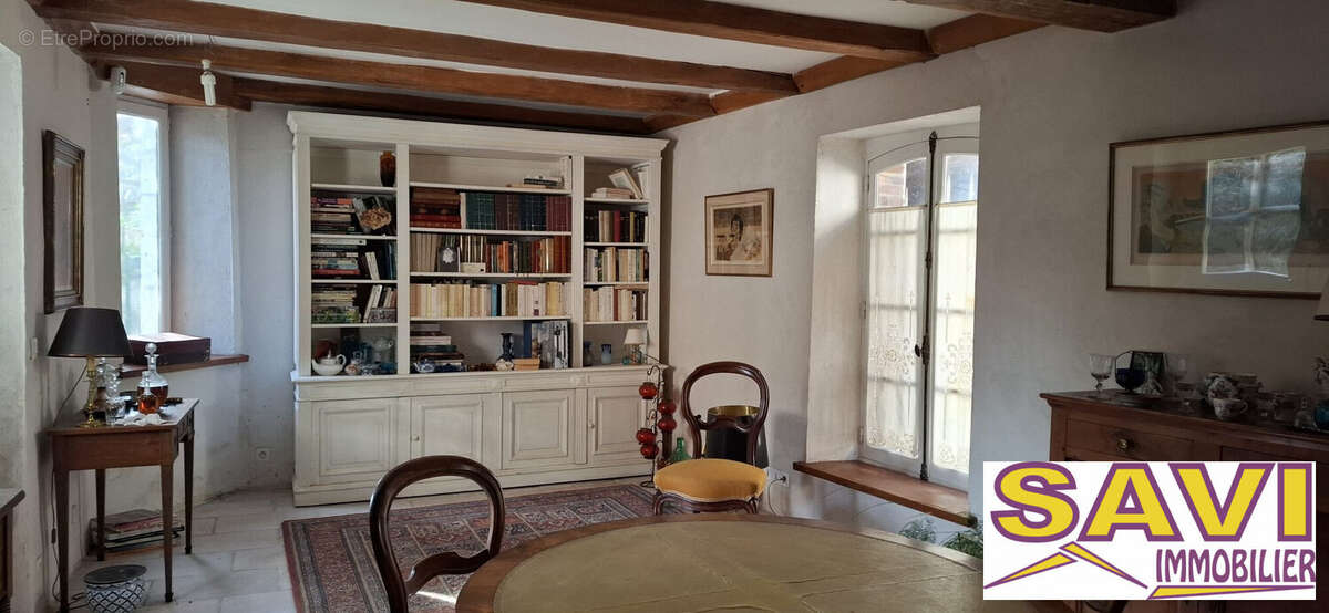 Maison à FERRIERES-EN-GATINAIS