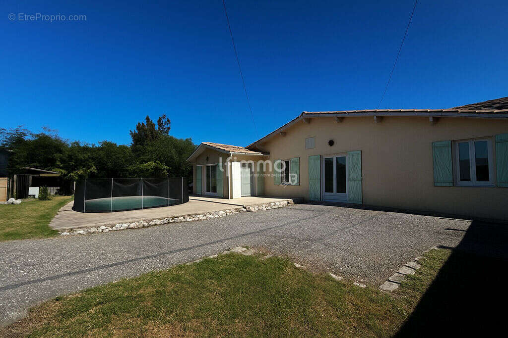 Maison à ARTIGUES-PRES-BORDEAUX