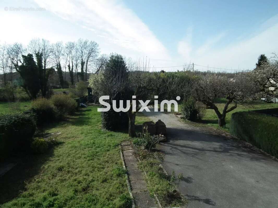 Maison à LONS-LE-SAUNIER