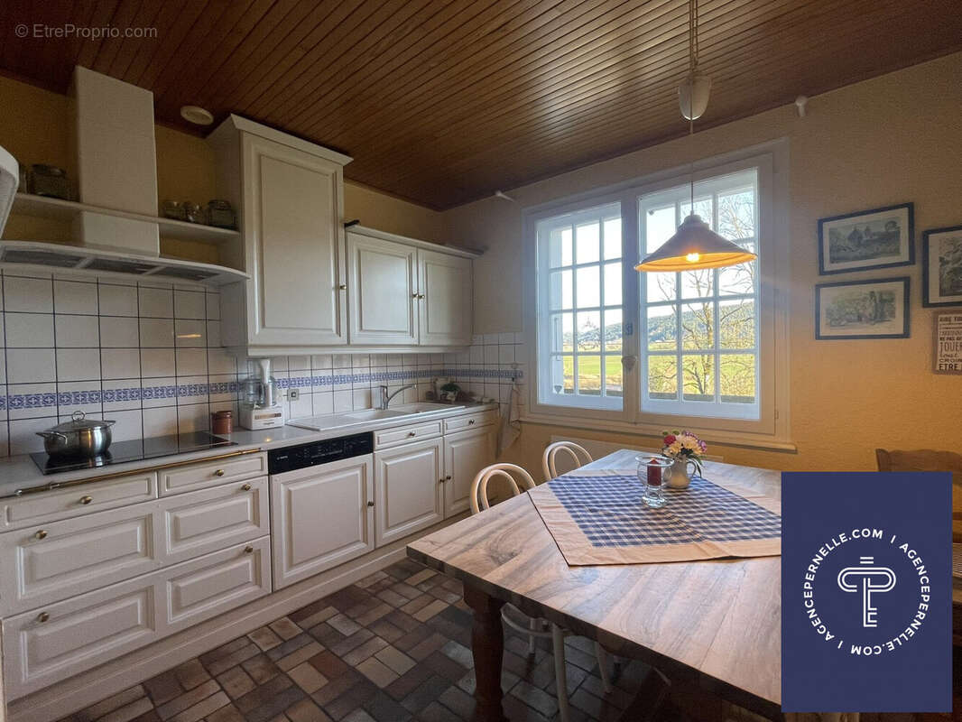 Maison à GRAND&#039;COMBE-CHATELEU