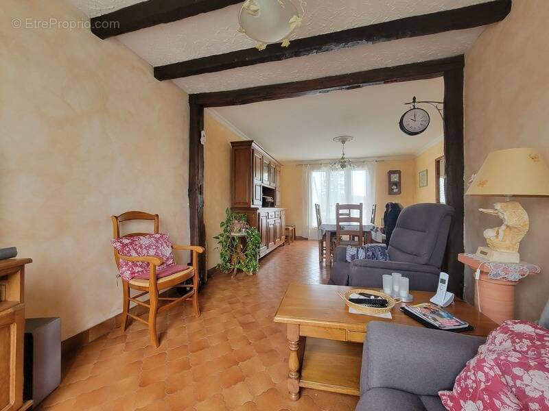 Maison à LA MEMBROLLE-SUR-CHOISILLE