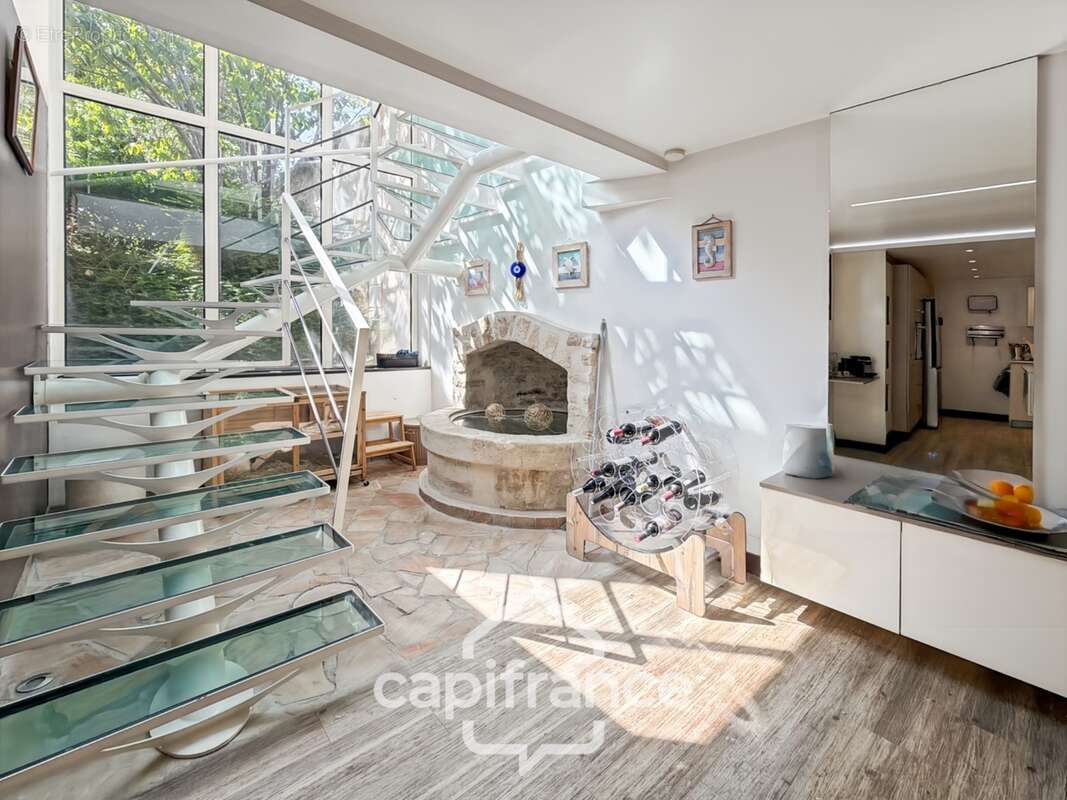 Le perreux sur marne (94) – maison familiale 262,50m² – 4 suites – jardin et piscine hors sol – garage double - photo 10