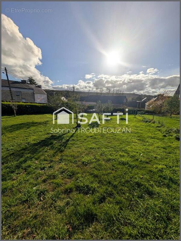 Photo 1 - Terrain à SAINT-CARREUC