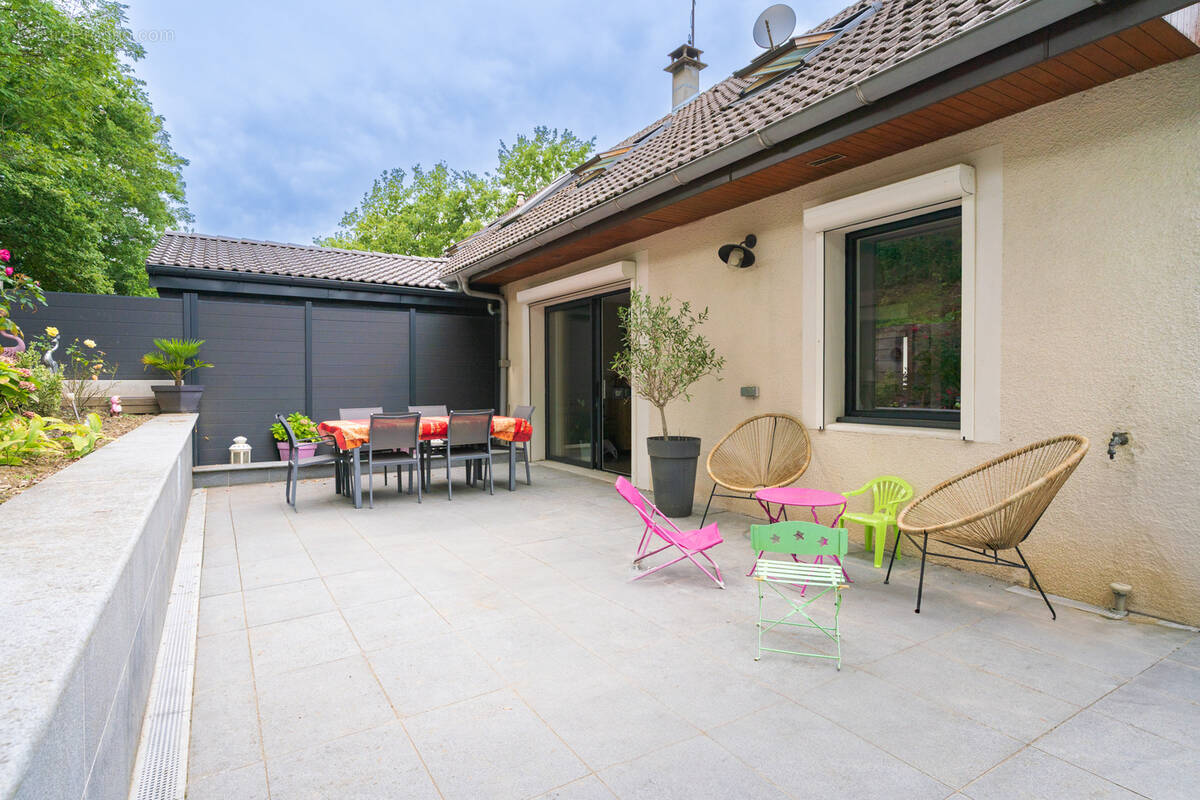 Maison à POISY